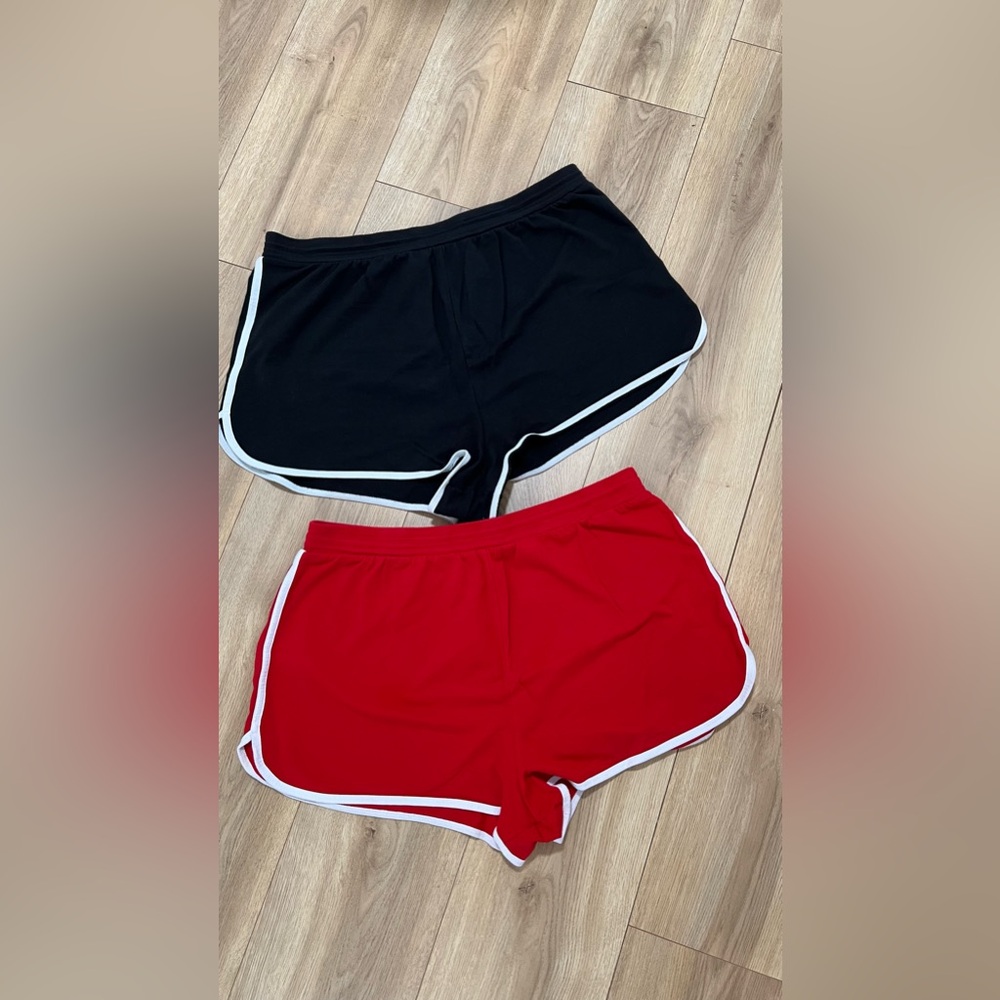 Set of shorts